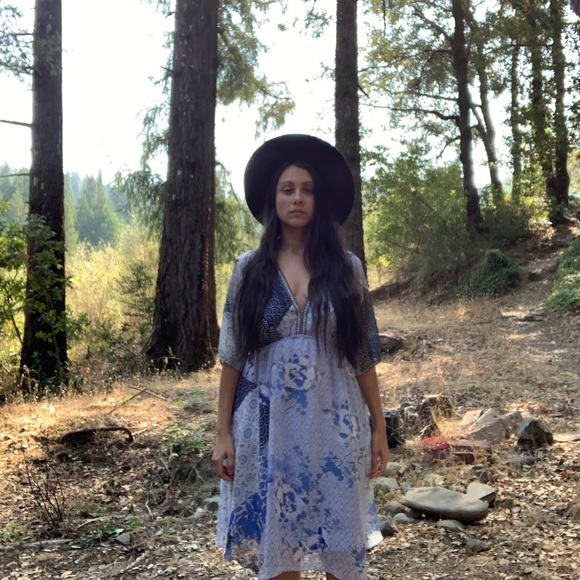 Blue floral patterned prairie dress - Picture 2 of 10